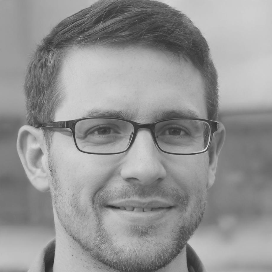 Retrato de Víctor Alcaraz, director de formación